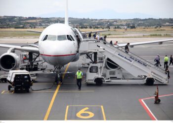 Aεροδρόμιο «Μακεδονία»: Αναγκαστική προσγείωση αεροσκάφους λόγω ξύλου