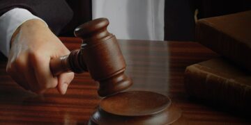 Βόλος: Ποινή φυλάκισης σε υπάλληλο περιπτέρου για πώληση αλκοόλ σε ανήλικο