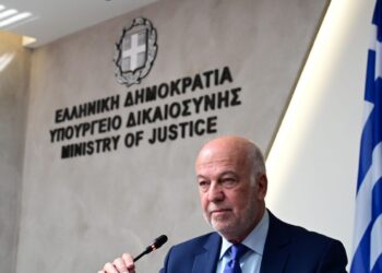 Γιώργος Φλωρίδης: «Σύντομα η εισαγγελική απόφαση για την εκταφή της σορού του γιου του κ. Ρούτσι»