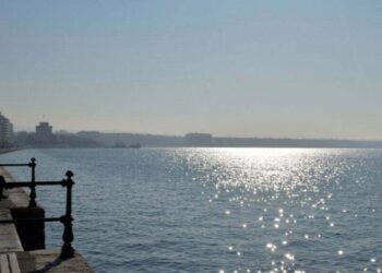 Καιρός: Αίθριος με μικρή πτώση της θερμοκρασίας