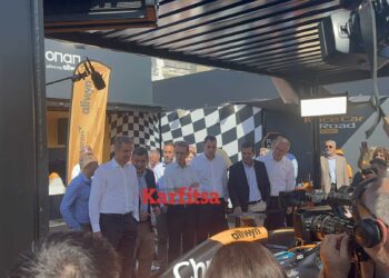 ΔΕΘ 2025: Στο περίπτερο με τη McLaren ο πρωθυπουργός (photo-vid)