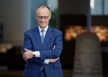 Μερτς: «Δεν βρισκόμαστε σε πόλεμο, αλλά ούτε σε ειρήνη»