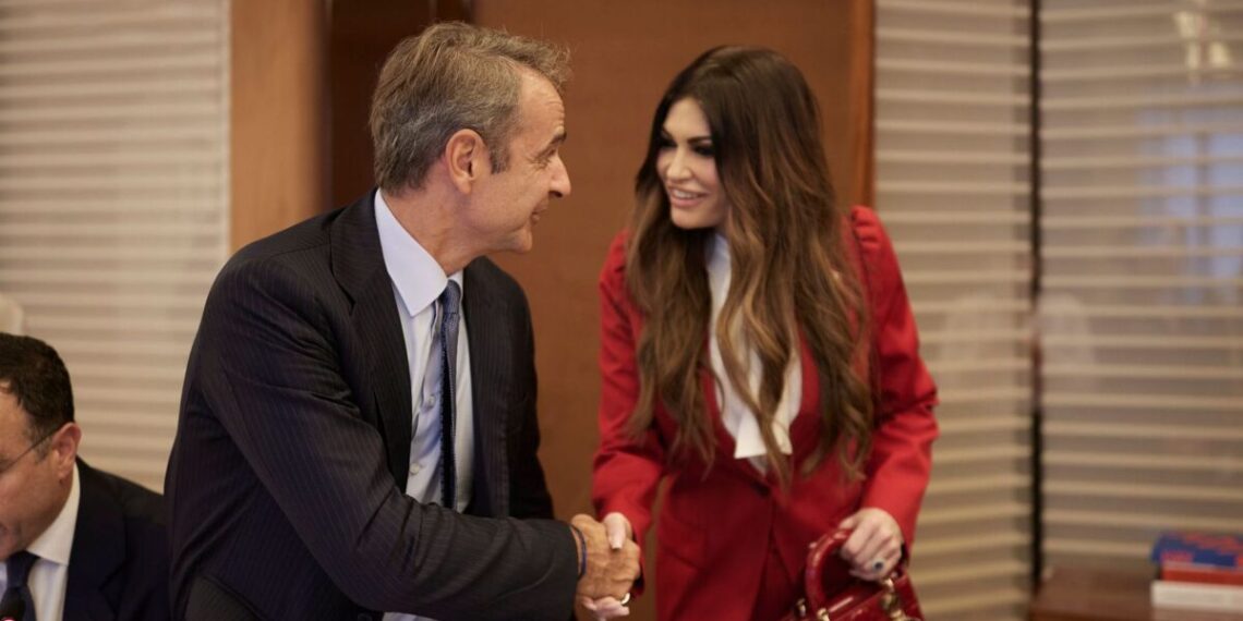 Κυριάκος Μητσοτάκης και Κίμπερλι Γκίλφοϊλ συναντήθηκαν στη Νέα Υόρκη