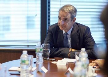 Συνάντηση Κ. Μητσοτάκη με τον αντιπρόεδρο της Exxon Mobil και τον πρόεδρο της Lockheed Martin