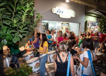 Δ. Παύλου Μελά: Πλήθος κόσμου πλημμύρισε την Πολίχνη για το 1ο Polichni Street Festival