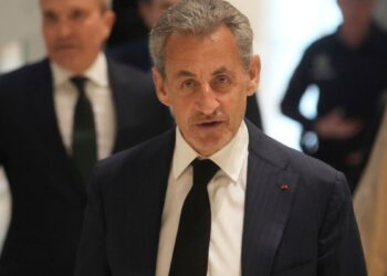 Πέντε χρόνια φυλάκιση στον Σαρκοζί για τα μαύρα χρήματα από τον Καντάφι