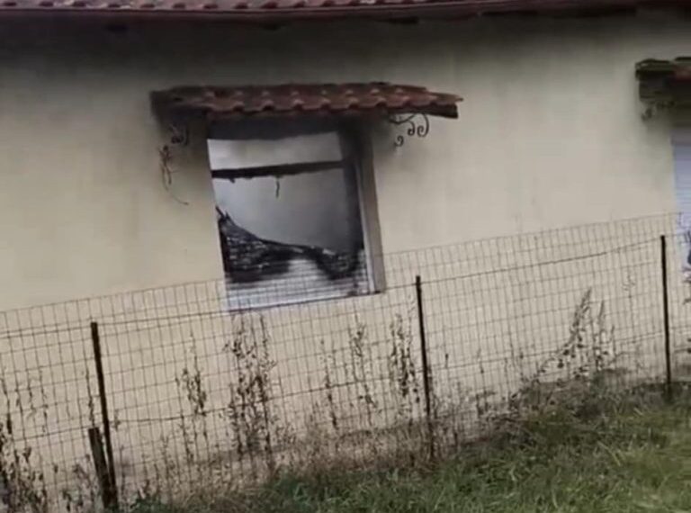 Έγινε στάχτη μονοκατοικία στις Σέρρες