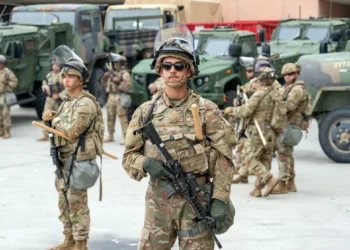 Στέλνει τον στρατό στους «εσωτερικούς τρομοκράτες» ο Τραμπ