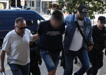 Στον εισαγγελέα ο 50χρονος που έπνιξε την αδερφή του