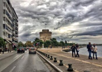 Συννεφιασμένη και με τοπικές βροχές η Κυριακή στη Θεσσαλονίκη (VIDEO)