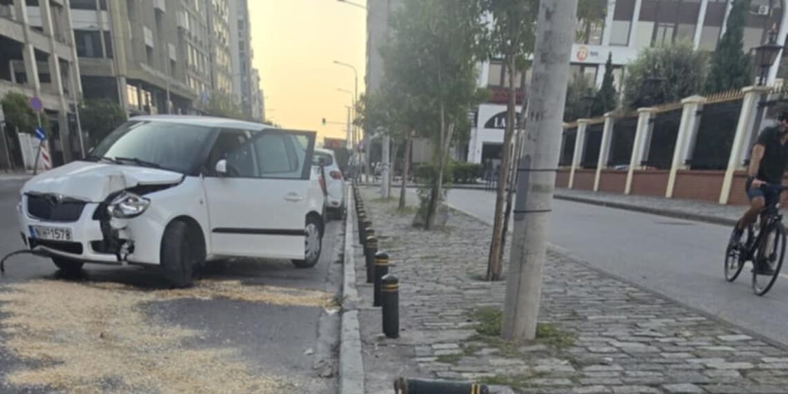 Τροχαίο ατύχημα στην παραλιακή λεωφόρο της Θεσσαλονίκης