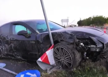 «Έτρεχε με πάνω από 150χλμ/ώρα και εγκατέλειψε το σημείο», λέει ο δικηγόρος του θύματος της οδηγού της Porsche