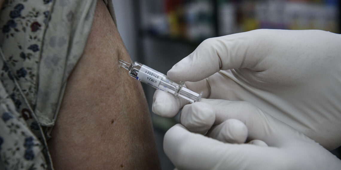 Σε έξαρση οι αναπνευστικές ιώσεις στη Θεσσαλονίκη – Πολύ σημαντικός ο αντιγριπικός εμβολιασμός, τονίζει ο πρόεδρος του ΦΣΘ