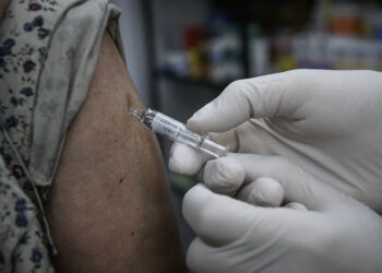 Σε έξαρση οι αναπνευστικές ιώσεις στη Θεσσαλονίκη – Πολύ σημαντικός ο αντιγριπικός εμβολιασμός, τονίζει ο πρόεδρος του ΦΣΘ