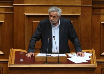 Στον Θοδωρή Δρίτσα η έδρα του Αλέξη Τσίπρα