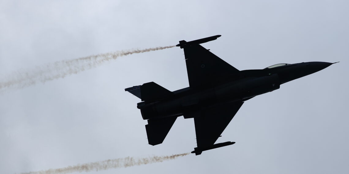 Το μήνυμα του πιλότου του F-16: Τιμάμε εκείνους που είπαν το «OXI»