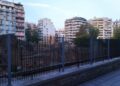 Τα κάγκελα της Ναυαρίνου και ο δήμαρχος που δεν τους βγήκε «βολικός»