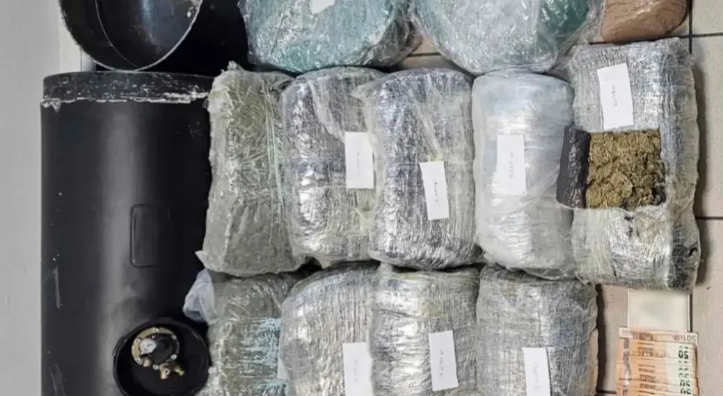 Οι ακτίνες X «πρόδωσαν» τα 23 κιλά κάνναβης που ήταν κρυμμένα σε ρεζερβουάρ υγραερίου (photo+video)