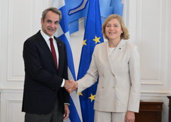 Στο προσκήνιο της συνάντησης Κ. Μητσοτάκη με την αντιπρόεδρο της Κομισιόν η προστασία των ανηλίκων