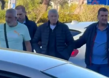 Η στιγμή της σύλληψης του καταζητούμενου Ρουμάνου πρώην δημάρχου στη Θεσσαλονίκη (VIDEO)