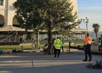 Ξεκινούν οι προετοιμασίες για τη Χριστουγεννιάτικη Αγορά στην Αριστοτέλους