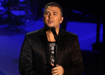 Θεσσαλονίκη: «Άναψαντα αίματα» στο Δημοτικό Συμβούλιο για τον Ρέμο και τη συναυλία στο άναμμα του δέντρου (video)