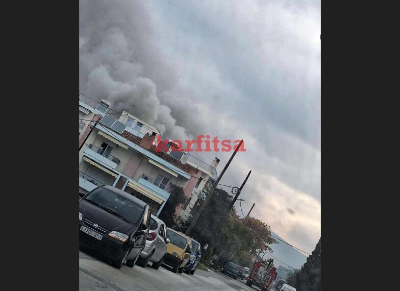 Στις φλόγες διαμέρισμα στην Πυλαία (photo+video)