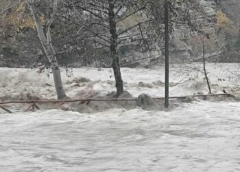 Καστοριά: Πέντε κτηνοτρόφοι εγκλωβίστηκαν στον Γράμμο λόγω της κακοκαιρίας