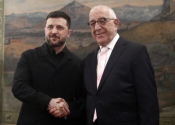 Κακλαμάνης σε Ζελένσκι: Αν η Δύση είχε αντιδράσει στην τουρκική εισβολή στην Κύπρο, ίσως η Ρωσία να μην είχε εισβάλει στην Ουκρανία