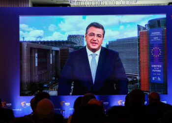 Απόστολος Τζιτζικώστας: «Στις 4 Δεκεμβρίου υπογράφεται το σχέδιο για τον κάθετο άξονα Θεσσαλονίκης – Βουκουρεστίου»