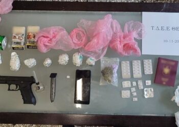 Φυσίγγιο σε παιχνιδομηχανή οδήγησε στη σύλληψη 36χρονου για ναρκωτικά και όπλα