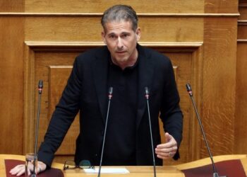 Παραιτήθηκε ο βουλευτής της Πλεύσης Ελευθερίας Διαμαντής Καραναστάσης