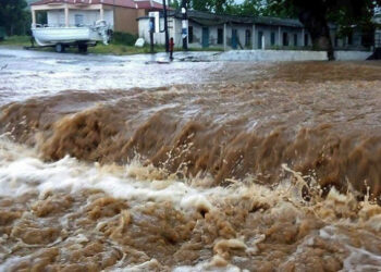 Ιωάννινα: Υπερχείλισε ο Καλαμάς – Προβλήματα από την κακοκαιρία στη βόρεια Κέρκυρα
