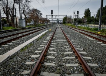Η Ελλάδα μπαίνει σε «ράγες» νέας εποχής: 23 νέα τρένα έως το 2027
