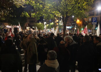 Συγκέντρωση συμπαράστασης στη Θεσσαλονίκη για τους αγρότες: Φοιτητές, εργαζόμενοι και συνταξιούχοι στο πλευρό τους (photo)