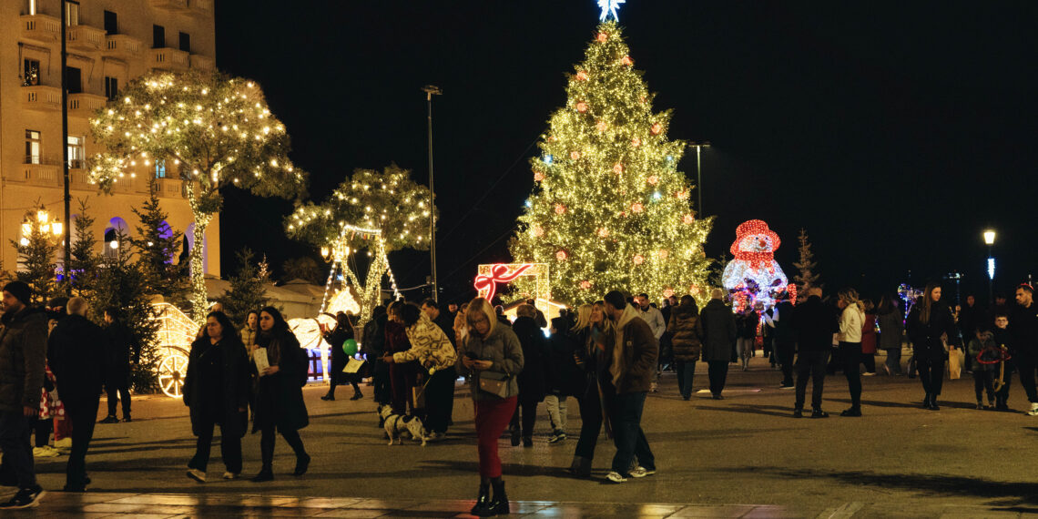 Μοναχικά Χριστούγεννα στη Θεσσαλονίκη - Φουλ οι κρατήσεις των μονόκλινων στα ξενοδοχεία για τις γιορτές