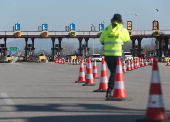 Κίνηση καλής θέλησης από τα μπλόκα στα Μάλγαρα: Ελεύθερη η κυκλοφορία για τους εκδρομείς