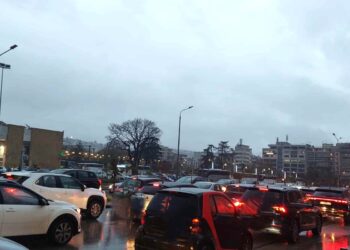 BLACK FRIDAY: Η μέρα που η Θεσσαλονίκη αποφάσισε να με “λιοτρίψει” στο πάρκινγκ