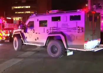 Τουλάχιστον δύο νεκροί και πολλοί τραυματίες από τα πυρά ενόπλου στο πανεπιστήμιο Μπράουν στις ΗΠΑ