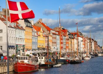 Η Δανία θα αγοράσει στρατιωτικά αεροσκάφη από τις ΗΠΑ παρά τις εντάσεις για τη Γροιλανδία