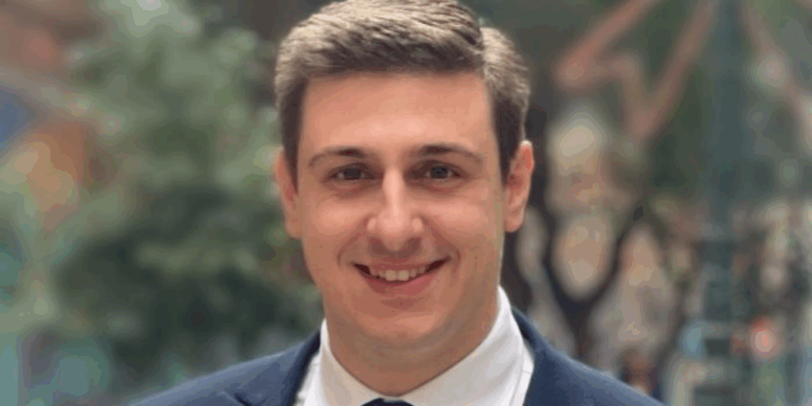 Ο άνθρωπος των KPIs με παρελθόν στο παρκέ