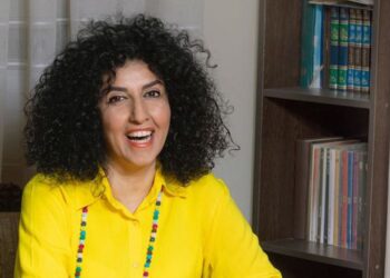 Συνελήφθη η νομπελίστρια Ειρήνης 2023 Ναργκίς Μοχαμαντί στο Ιράν