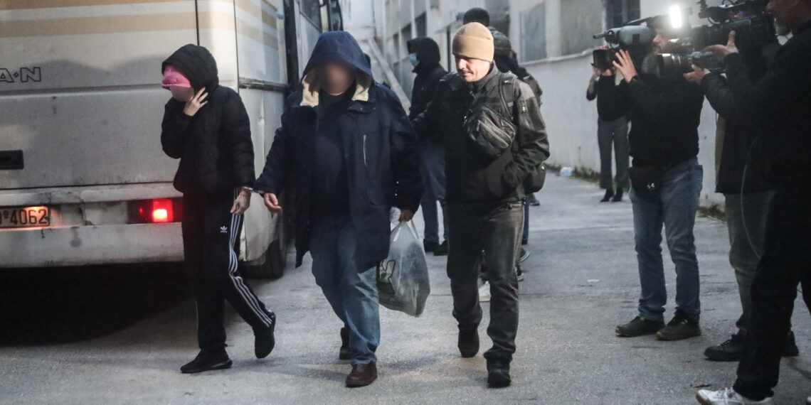 Έφτασαν στην Ευρωπαϊκή Εισαγγελέα οι συλληφθέντες από την Κρήτη για την υπόθεση ΟΠΕΚΕΠΕ (video)