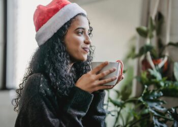 Γιορτές solo: Πώς να απολαύσεις κάθε στιγμή σαν VIP!