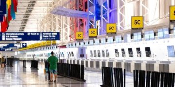 Βρετανία: Επίθεση με σπρέι πιπεριού στο αεροδρόμιο του Χίθροου