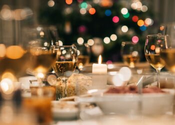 Οικογενειακή τραγωδία στην Ιταλία: Μητέρα και κόρη πέθαναν από τροφική δηλητηρίαση μετά το χριστουγεννιάτικο τραπέζι