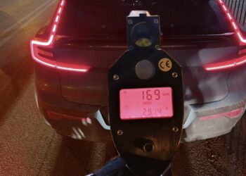 Θεσσαλονίκη: Έτρεχε με περισσότερα από 100 χλμ πάνω από το όριο ταχύτητας (photo)