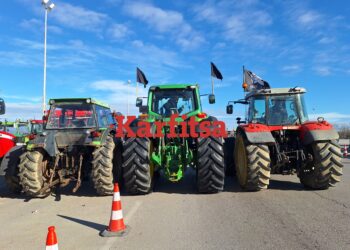 Μάλγαρα: Κλείστο το ρεύμα προς Θεσσαλονίκη – Κλιμακώνουν τις κινητοποιήσεις τους οι αγρότες (ΦΩΤΟ+Video)