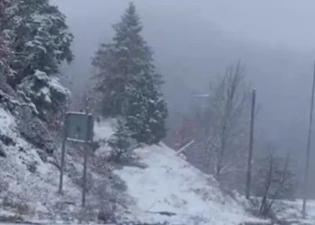 Εντυπωσιακές εικόνες: Χιόνια σε Θεσσαλία, Στερεά Ελλάδα και Μακεδονία (photo)