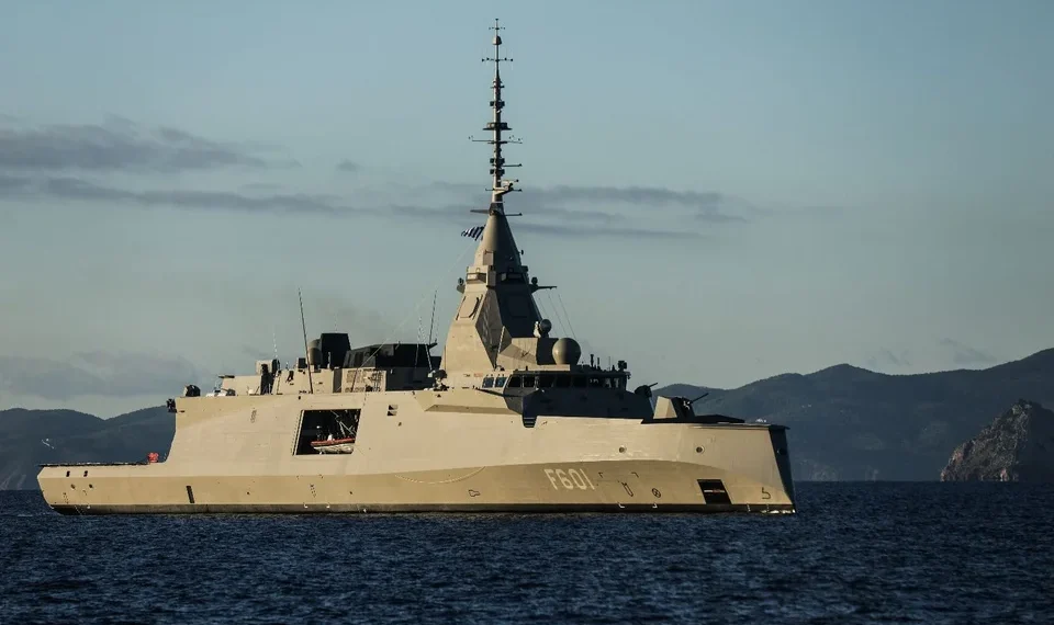 Δείτε live: Σε Ελληνικά νερά η υπερσύγχρονη φρεγάτα Belharra “Κίμων”